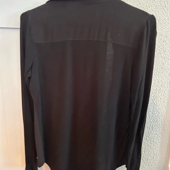 Guess Black Button Down Shirt - Picture 2 of 2